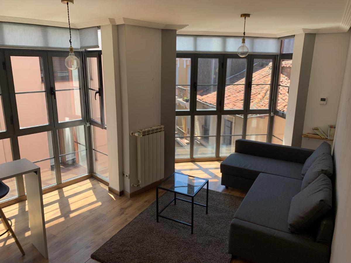 Apartamento Melisa Vut700 Apartment เลออน ภายนอก รูปภาพ