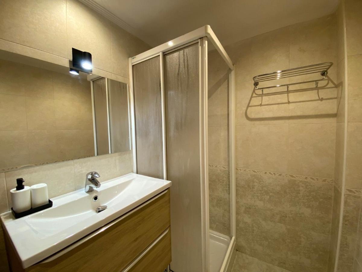 Apartamento Melisa Vut700 Apartment เลออน ภายนอก รูปภาพ